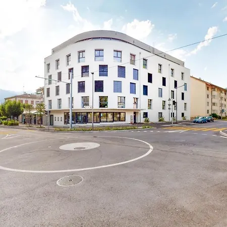 Furnished Studio #304 - Swiss Resort Aigle Apartment